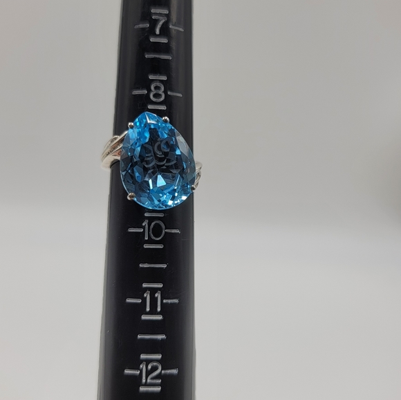 Vtg sterling silver and blue cubic zirconia ring - Picture 12 of 13